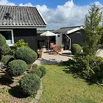 בית נופש Beautiful Summer House For 8 People And 2 Dogs Karrebæksminde