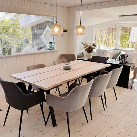 Beautiful Summer House For 8 People And 2 Dogs Σπίτι διακοπών *