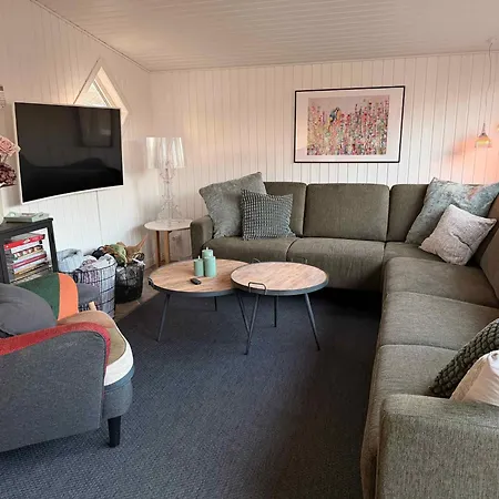 Beautiful Summer House For 8 People And 2 Dogs Karrebæksminde