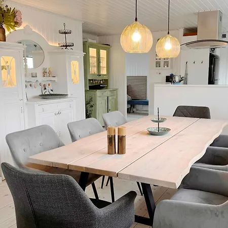 Beautiful Summer House For 8 People And 2 Dogs Σπίτι διακοπών *