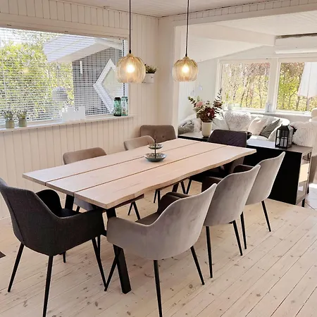 Mooi Zomerhuis Voor 8 Personen Karrebæksminde