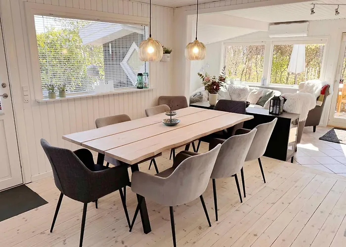 Beautiful Summer House For 8 People And 2 Dogs Σπίτι διακοπών *