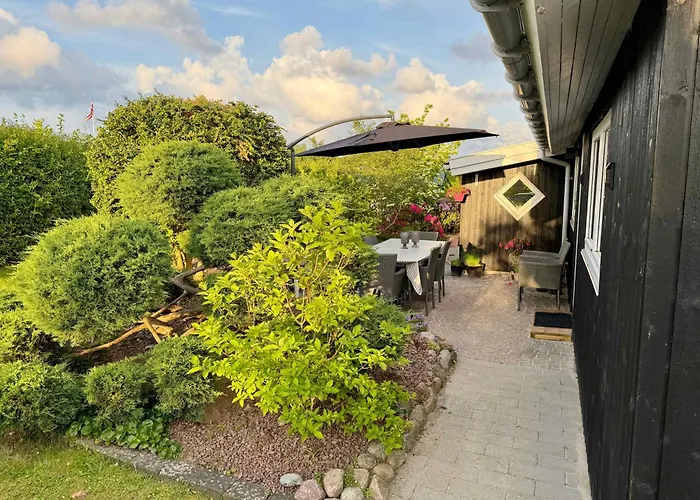 Beautiful Summer House For 8 People And 2 Dogs *