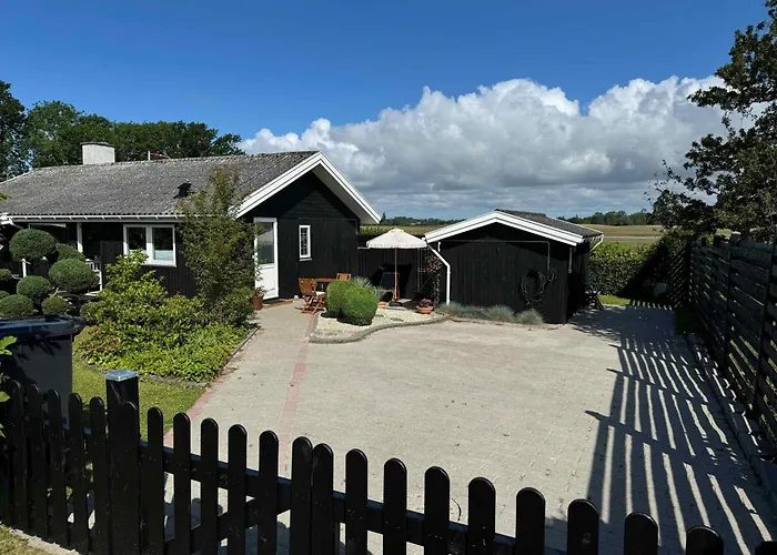 Beautiful Summer House For 8 People And 2 Dogs Σπίτι διακοπών Karrebæksminde